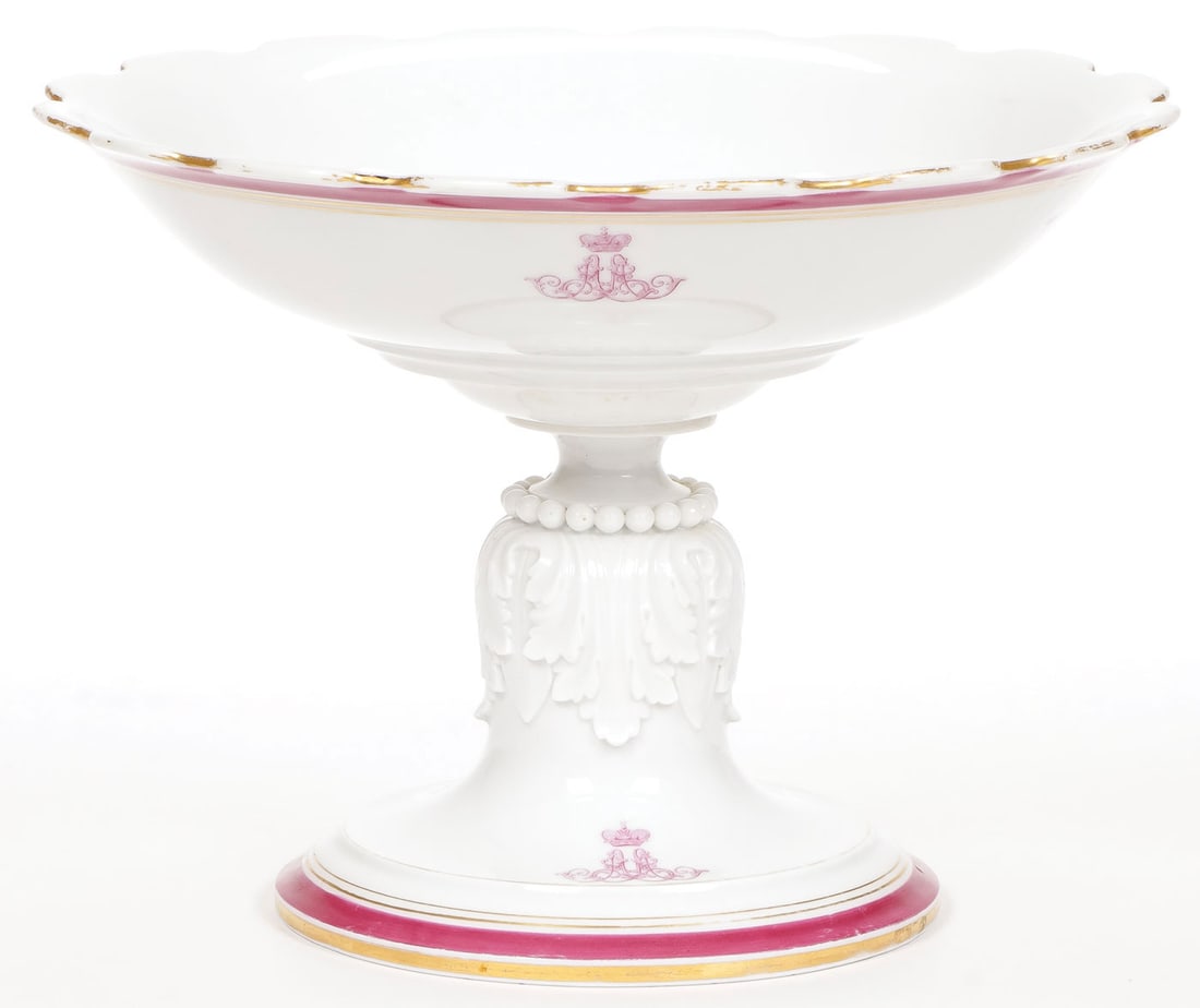 IMPERIAL RUSSIAN PORCELAIN TAZZA: IMPERIAL RUSSIAN PORCELAIN TAZZA, PERIOD OF ALEXANDER II Comprising a large and impressive porcelain tazza from the Everyday Service of Grand Duke Alexander Alexandrovich, Imperial Porcelain Manufacto