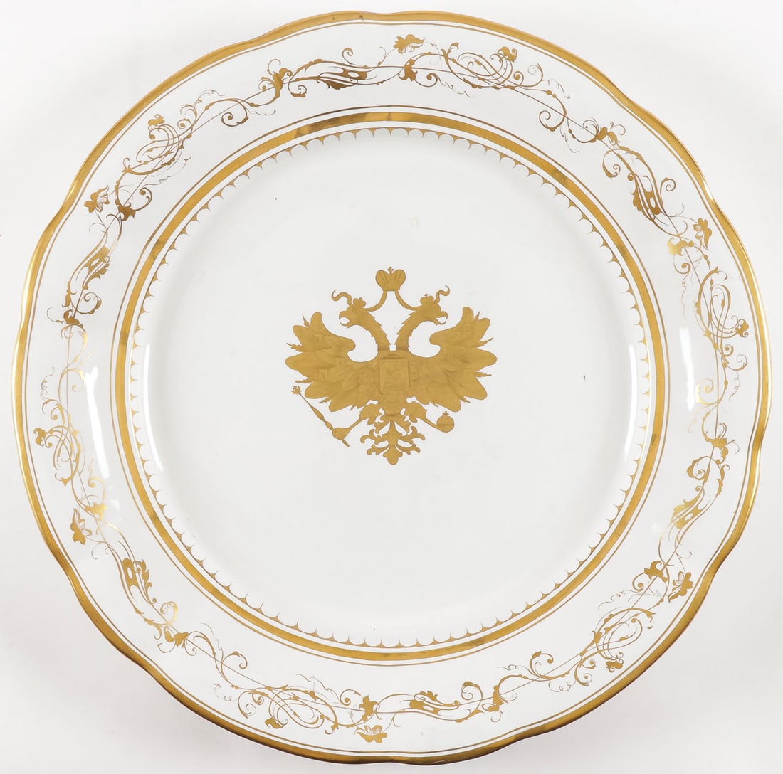 LARGE RUSSIAN PORCELAIN CHARGER C 1820 (1 of 2)