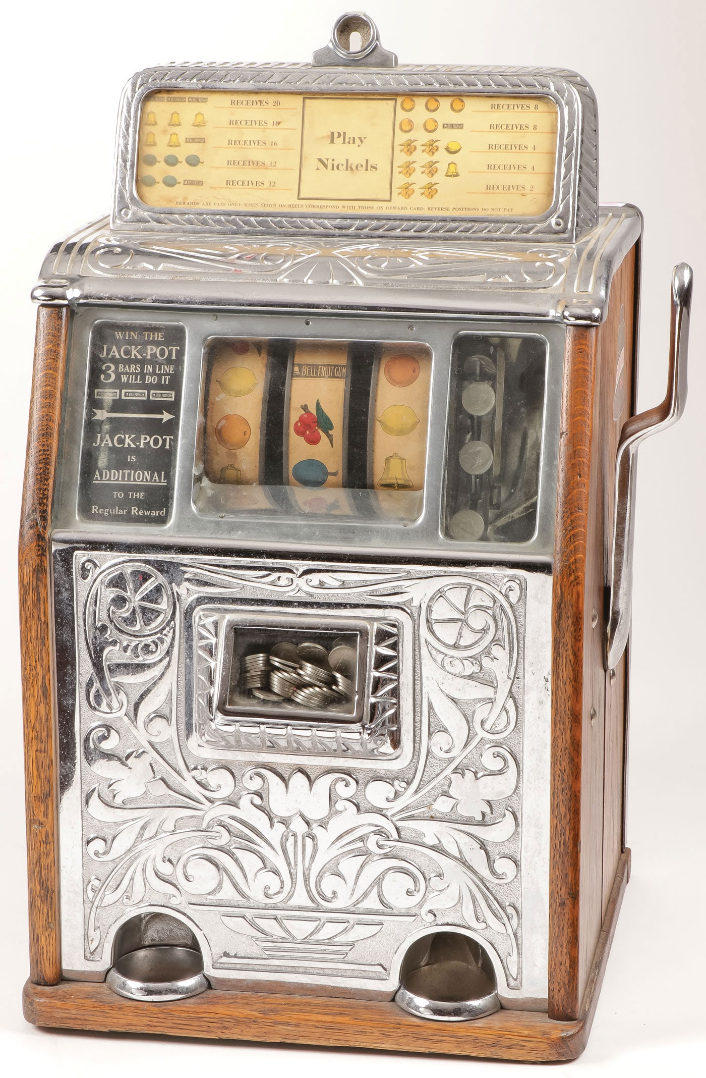 CAILLE 5 CENT SUPERIOR BELL SLOT MACHINE: CAILLE 5 CENT SUPERIOR BELL SLOT MACHINE Appears complete but not operating. Height 24.25 inches. LOCAL PICKUP OR THIRD PARTY SHIPPER ONLY.Provenance: Dr. Robin Jones (1937-2023) estate, Little Rock