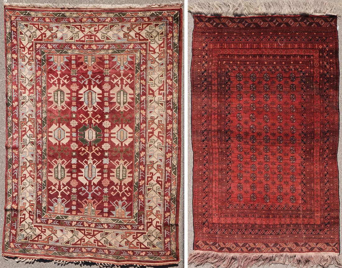 PAIR ROOM SIZE ORIENTAL CARPETS: PAIR ROOM SIZE ORIENTAL CARPETS Both measuring approximately 78 inches x 109 inches. SHIPPING NOTICE: Jackson's is your sole and only source for one stop packing and shipping. With over 50 years of e