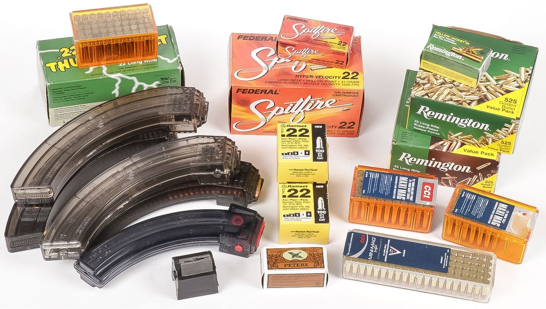 2000 ROUNDS OF 22 CALIBER AMMO & OTHER: 2000 ROUNDS OF 22 CALIBER AMMO & OTHER. Comprising over 2000 rounds of mostly 22 LR ammo, including two boxes of Remington brass-plated hollow points, a partial box of Federal Spitfire hyper velocity 