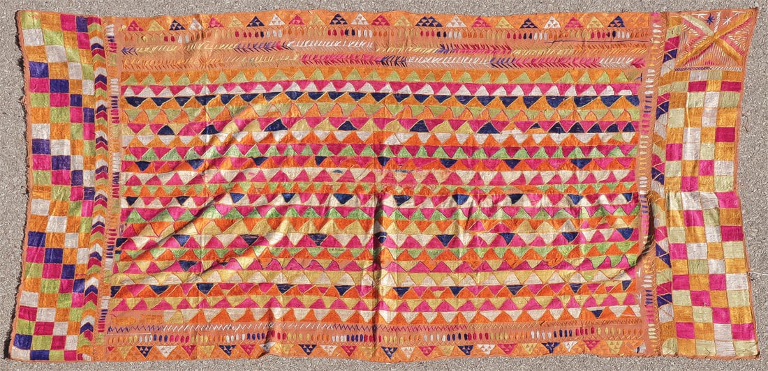 ATTRACTIVE INDIAN PHULKARI SILK EMBROIDERED SHAWL: ATTRACTIVE INDIAN PHULKARI SILK EMBROIDERED SHAWL. Of traditional style, with bright silk embroidery in geometric patterns. Very good condition. 86 inches x 49 inches. (220cm x 125cm) SHIPPING NOTICE: