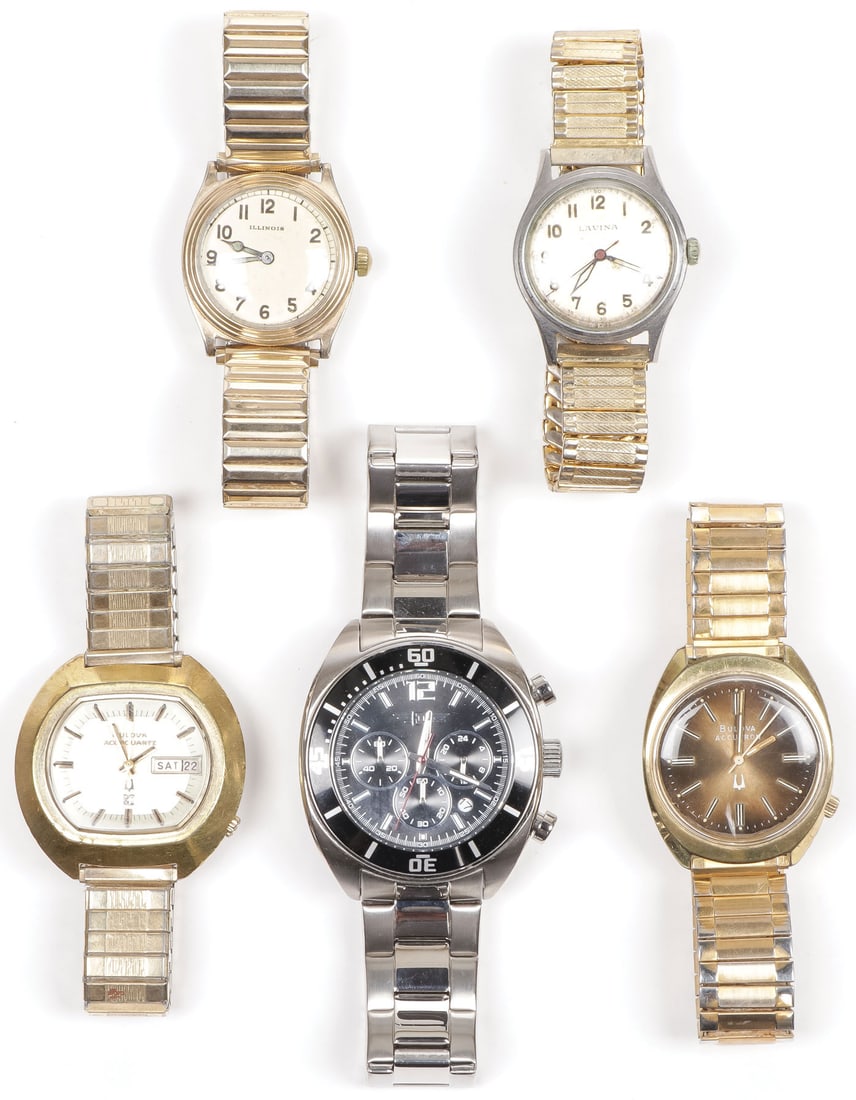 FIVE GOOD MENS WATCHES: FIVE GOOD MENS WATCHES. Including Bulova day-date Accuquartz (case back detached but present), another Bulova Accuquartz with brown dial, a Lavina, and Illinois, and an Invicta in original box.SHIPPIN