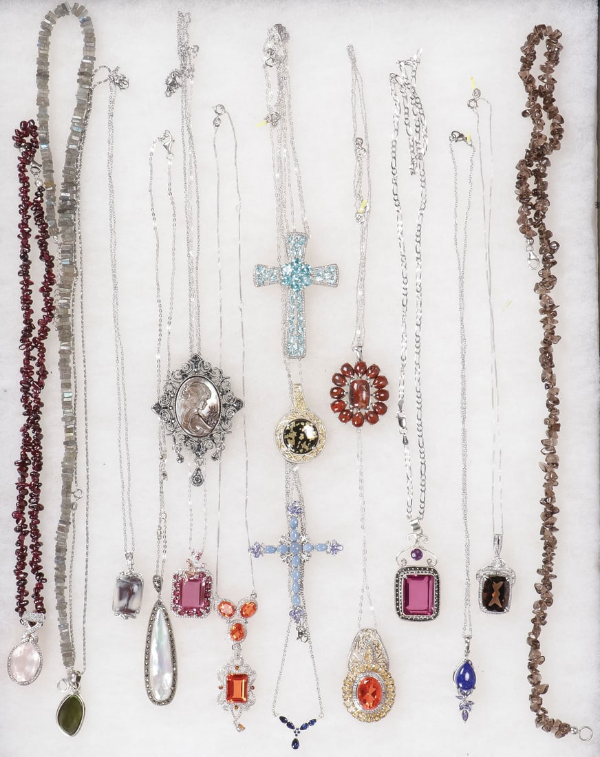 LARGE GEMSTONE & SILVER NECKLACE GROUP: LARGE GEMSTONE & SILVER NECKLACE GROUP. Comprising 17 pendant necklaces as shown set with a variety of semi-precious gemstones including smoky quartz, labradorite, orchid quartz, lilac quartz, rainfor