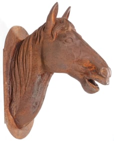 CAST IRON HORSE HEAD PLAQUE