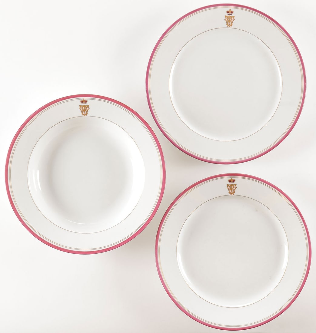 IMPERIAL RUSSIAN PORCELAIN, PRINCE BARCLAY: IMPERIAL RUSSIAN PORCELAIN, PRINCE BARCLAY DE TOLLY. Comprising two plates and a bowl, Imperial Porcelain Manufactory, St. Petersburg, period of Alexander II. Each with sunken cavetto banded in gold, 