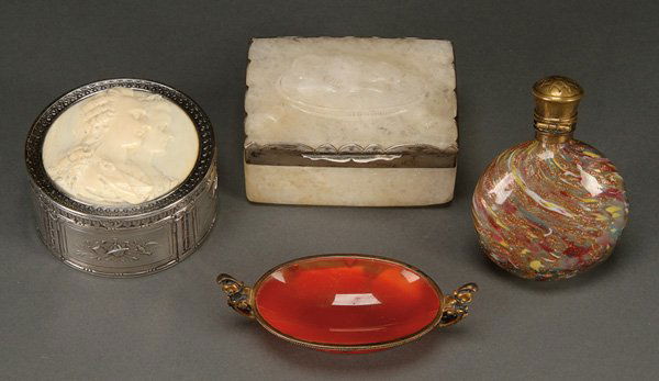 SILVER & CARVED IVORY MOUNTED SNUFF BOX: A VERY FINE CONTINENTAL SILVER AND CARVED IVORY MOUNTED SNUFF BOX, 19TH CENTURY. With carved ivory portrait medallion stamped 800. Together with carved mutton fat jade silver mounted box, a Renaissan