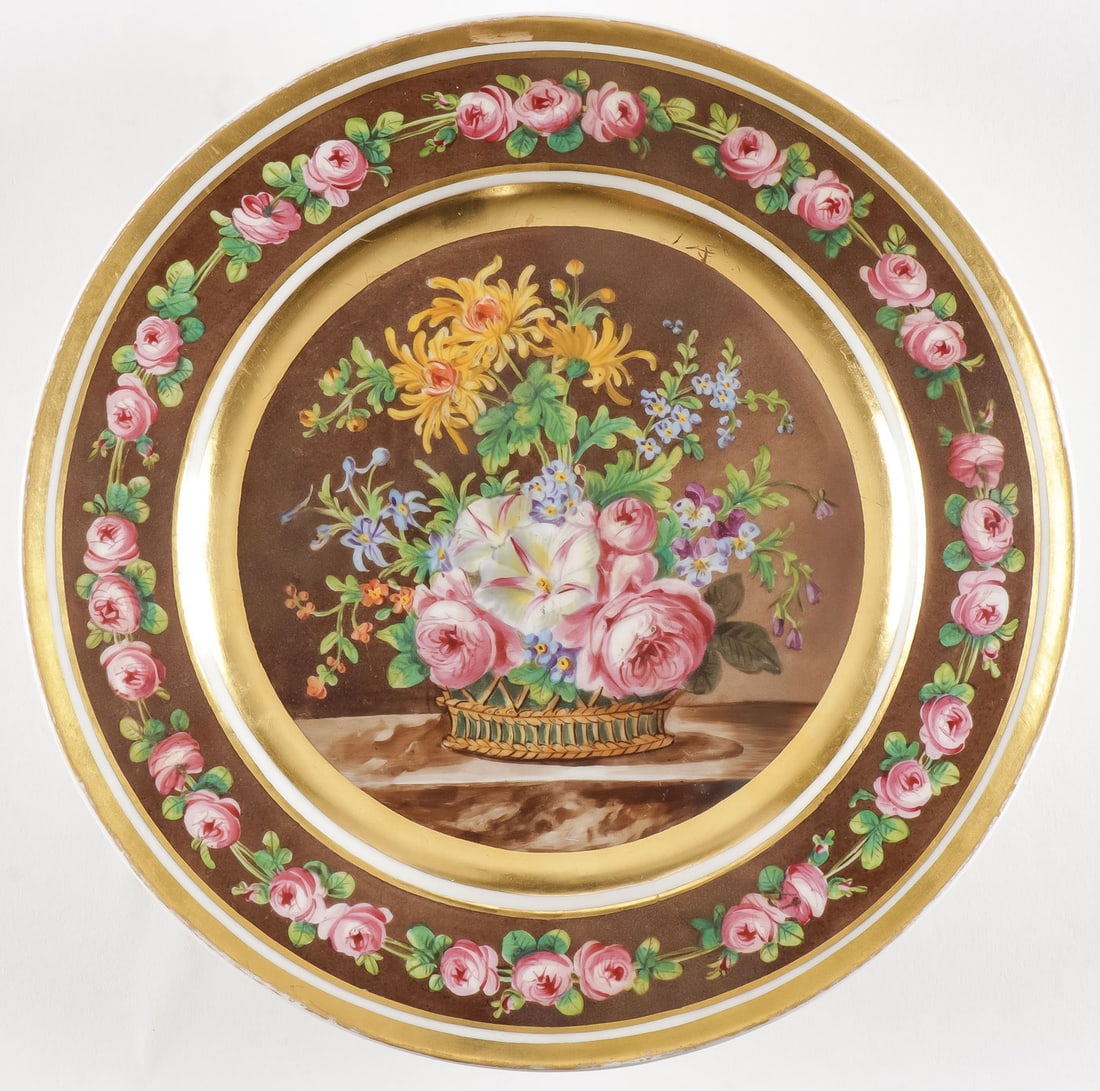 RUSSIAN IMPERIAL PORCELAIN PLATE: RUSSIAN IMPERIAL PORCELAIN PLATE, PERIOD OF NICHOLAS I. Imperial Porcelain Factory, St. Petersburg, period of Nicholas I. The cavetto with hand-painted floral bouquet within a gilt-banded reserve, the