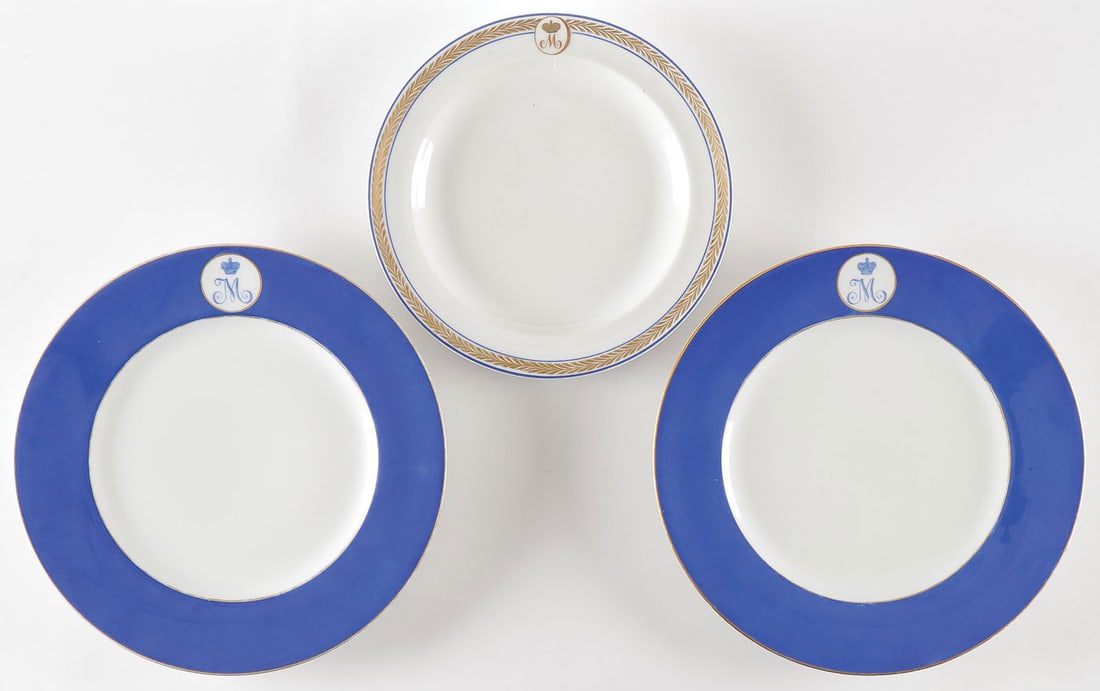 THREE KORNILOV IMPERIAL SERVICE PLATES (1 of 8)