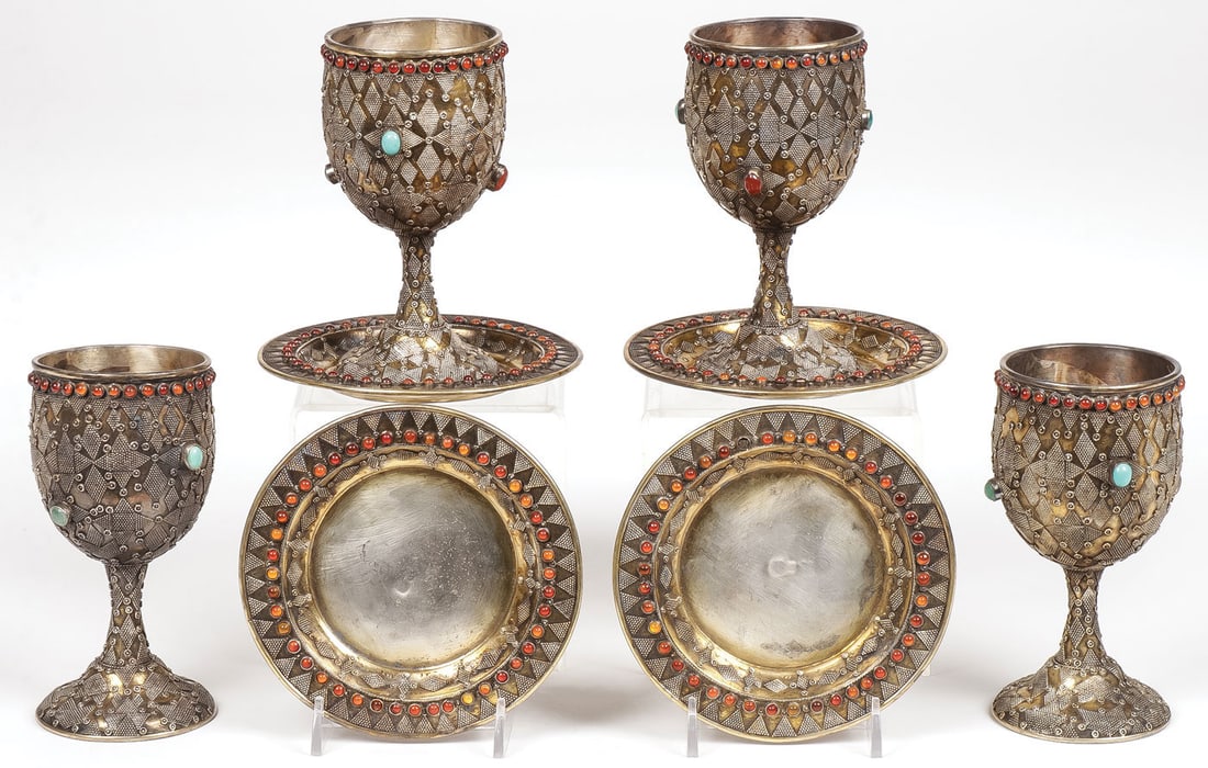 FOUR RUSSIAN STYLE SILVER GOBLETS & SAUCERS (1 of 3)