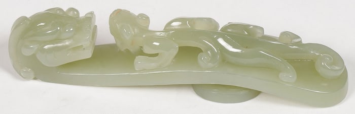 CHINESE CARVED JADE DRAGON BELT HOOK, QING