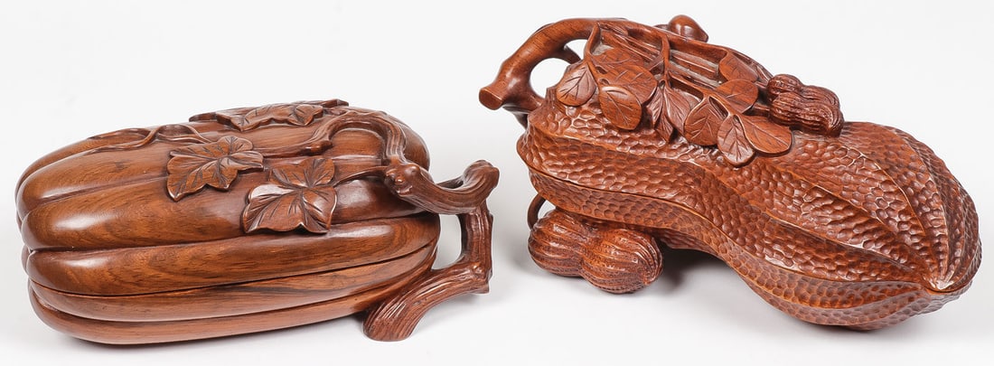 A PAIR OF CHINESE CARVED ROSEWOOD BOXES (1 of 3)