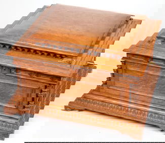 A REGINA DISC MUSIC BOX