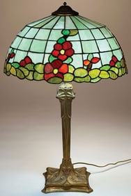 VINTAGE LEADED GLASS TABLE LAMP C. 1910