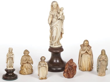 5 CARVED  FIGURES, 17th/18th CENTURY