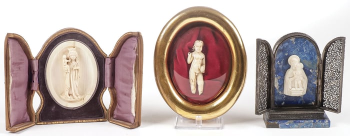 EUROPEAN CARVED  DEVOTIONAL GROUP