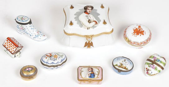 FRENCH PORCELAIN DRESSER & SNUFF BOXES