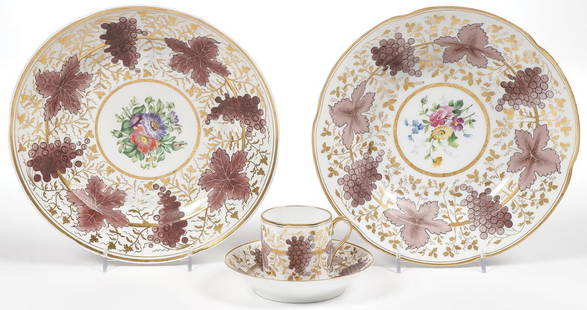 RUSSIAN IMPERIAL PORCELAIN KORBETSKY SERVICE: RUSSIAN IMPERIAL PORCELAIN KORBETSKY SERVICE. Comprising four pieces from the Korbetsky Service, Imperial Porcelain Factory, St. Petersburg. Including a dinner plate, diameter 10 inches (25.5 cm), a s