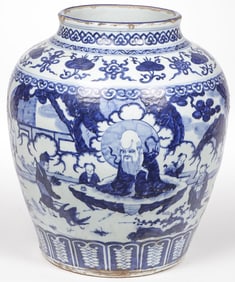 LARGE CHINESE BLUE AND WHITE JAR