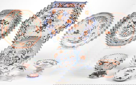 MIXED ASIAN PORCELAIN GROUP