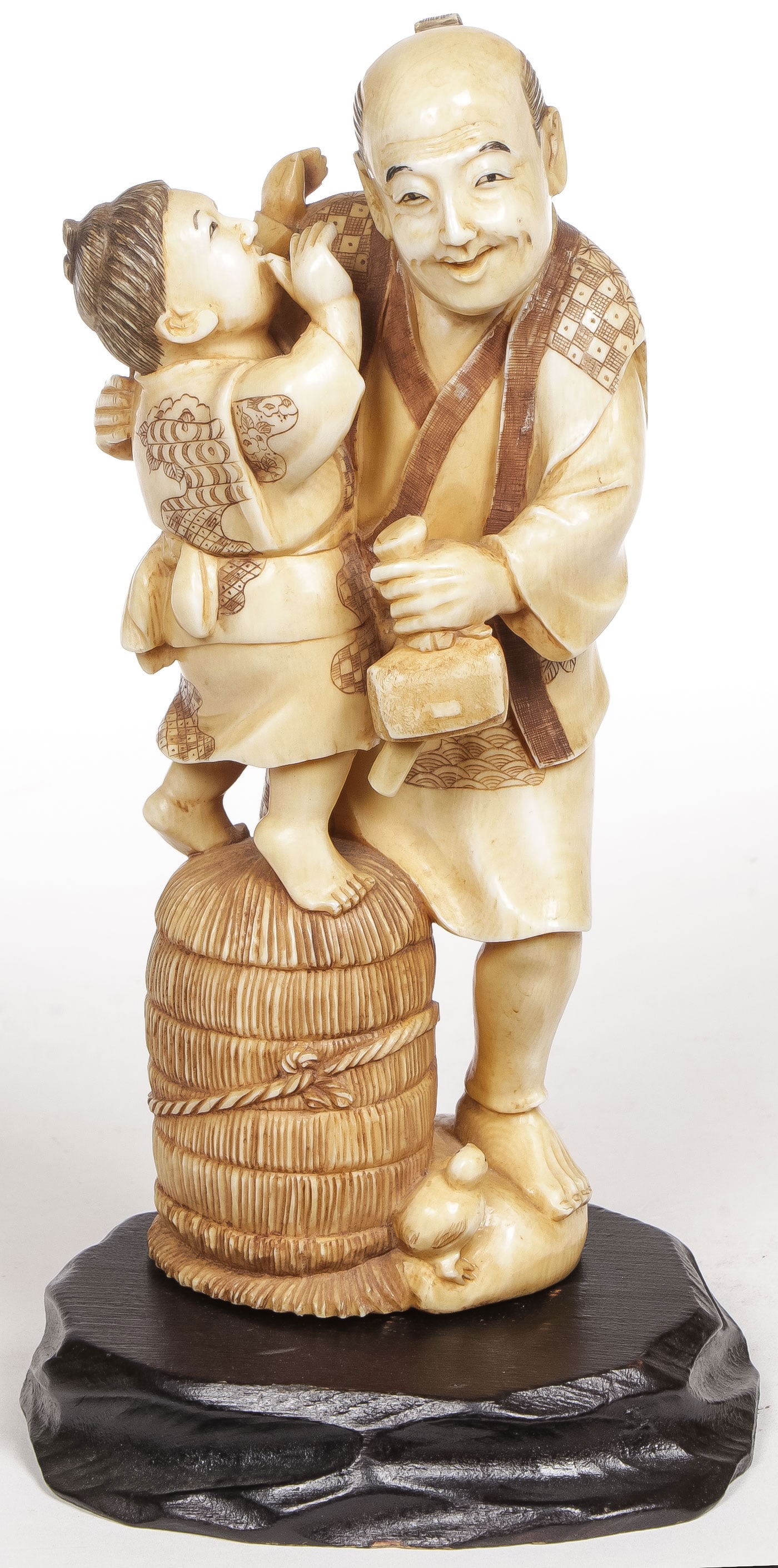 A FINE JAPANESE CARVED OKIMONO, MEIJI (1 of 3)