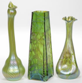 THREE GOOD BOHEMIAN ART GLASS VASES, C. 1900