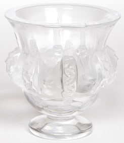 LALIQUE DAMPIERRE VASE