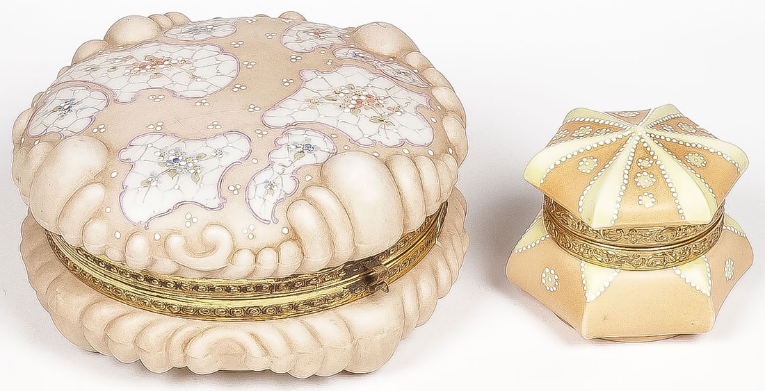 PAIR OF WAVE CREST BOXES (1 of 2)