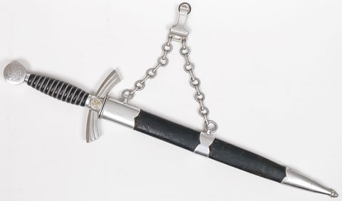 GERMAN WWII 1ST MODEL LUFTWAFFE DAGGER & HANGERS