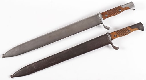 PAIR OF GERMAN WWI SAWBACK M98/05 BUTCHER BAYONET