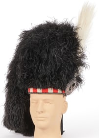 HIGHLANDERS FEATHERED BONNET CATER & CO. LONDON