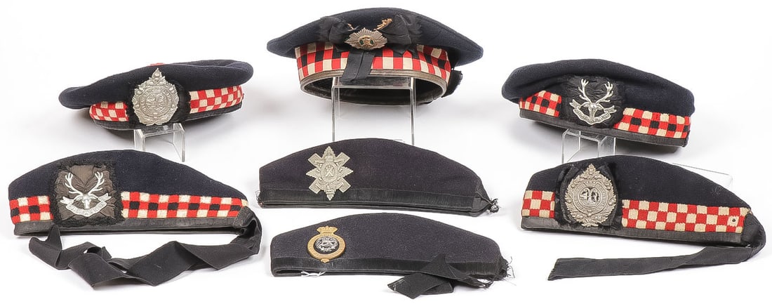 GOOD LOT OF GLENGARRY CAPS & BALMORAL BONNETS: GOOD LOT OF GLENGARRY CAPS & BALMORAL BONNETS. Comprising 4 Glengarry side caps, circa 1900. Two with checkered borders and regimental badges for the Seaforth Highlanders and Argyle & Southerland High
