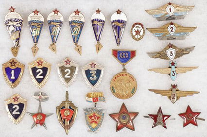 LARGE RUSSIAN SOVIET & OTHER INSIGNIA GROUP