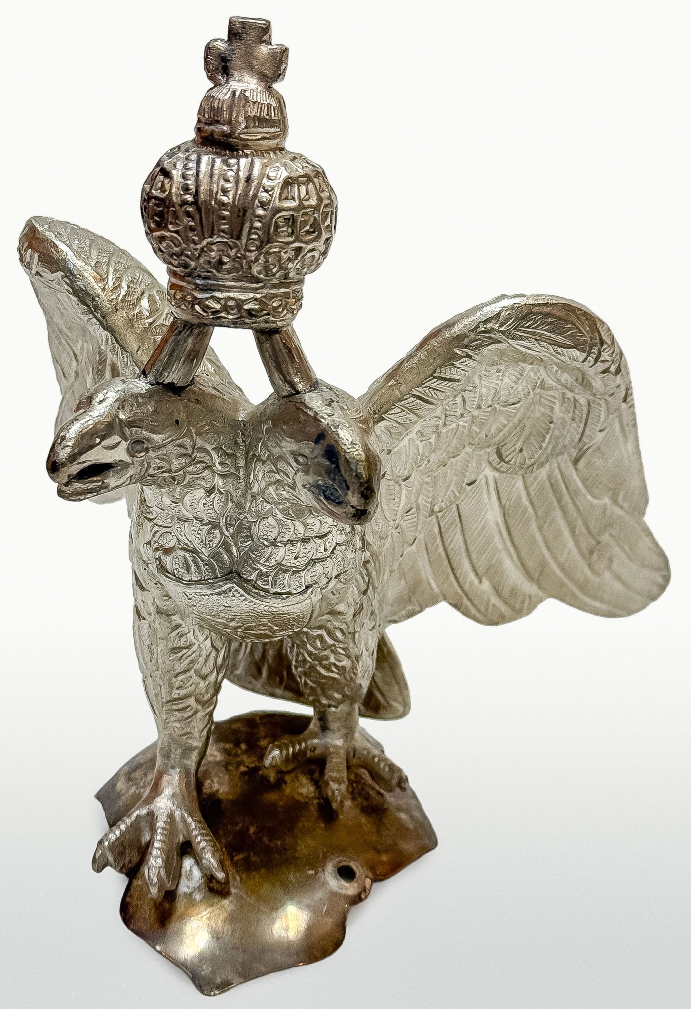 IMPERIAL RUSSIAN STYLE CHEVALIER HELMET EAGLE: IMPERIAL RUSSIAN STYLE CHEVALIER GUARD HELMET EAGLE.Comprising an impressive silver plated Imperial Double Headed Eagle with crown, and with outspread wings and St. George coat of arms on breast. Moun