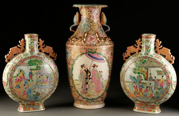 A 12 PIECE ORIENTAL PORCELAIN AND DECORATIVE ARTS: A 12 PIECE ORIENTAL PORCELAIN AND DECORATIVE ARTS GROUP, 20TH CENTURY. Comprising a large Japanese scenic figures floor vase, a pair of Canton style rose decorated moon vases, a pair of large Satsuma