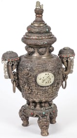 IMPRESSIVE SINO-TIBETAN LIDDED URN