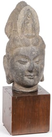 EARLY CHINESE CARVED STONE BUDDHA HEAD