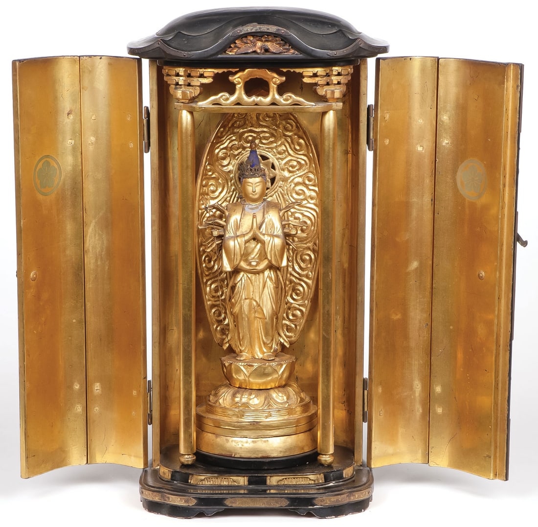 LARGE FINE JAPANESE GILT & LACQUER ZUSHI SHRINE (1 of 3)