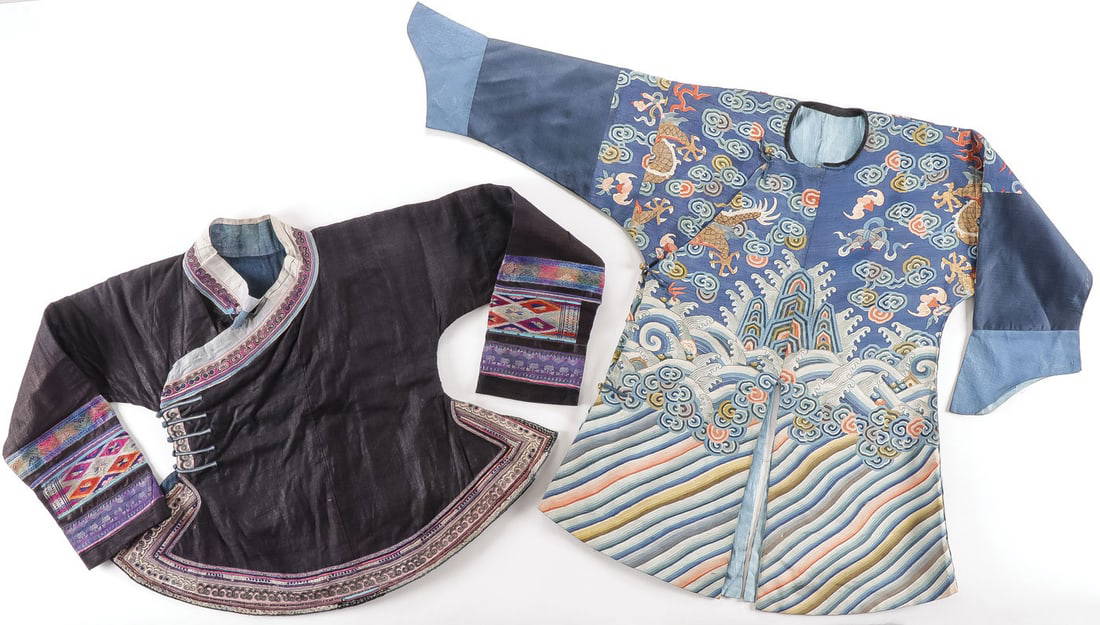 CHINESE SILK EMBROIDERED CHILD'S DRAGON ROBE