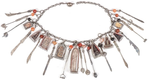 BUDDHIST AMULET AND GROOMING NEACKLACE