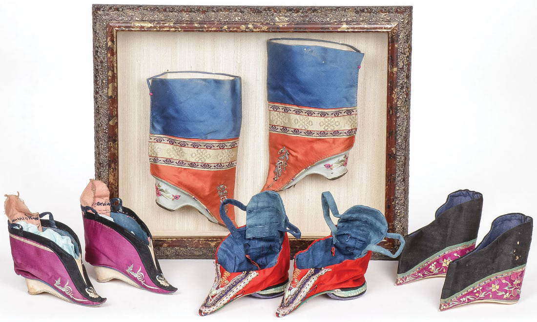 PAIR OF FOUR CHINESE LOTUS SHOES, 19TH C