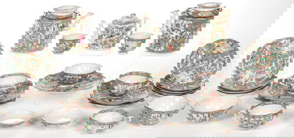 CHINESE FAMILLE ROSE CANTON EXPORT WARE, 19TH C