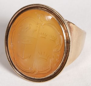 14K GOLD MENS INTAGLIO SIGNET RING