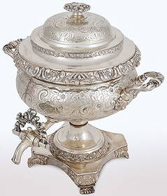 GEORGIAN ENGLISH HOT WATER URN/SAMOVAR: GEORGIAN ENGLISH HOT WATER URN/SAMOVAR. Comprising a very fine Georgian silver-plated hot water urn, profusely decorated with floral, foliate, and acanthus details throughout, and ornate double handle