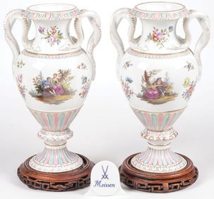 A PAIR OF MEISSEN PORCELAIN VASES