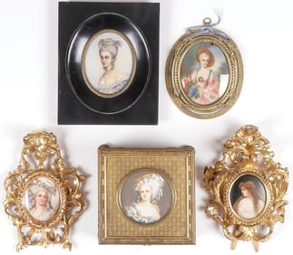 GOOD MINIATURE PORTRAIT GROUP