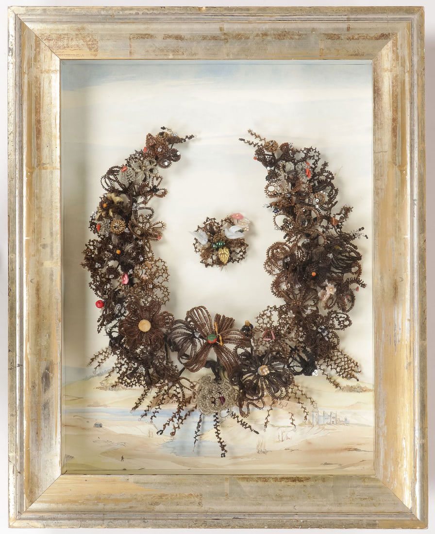 EARLY FRAMED HAIR WREATH DATED 1823 (1 of 5)