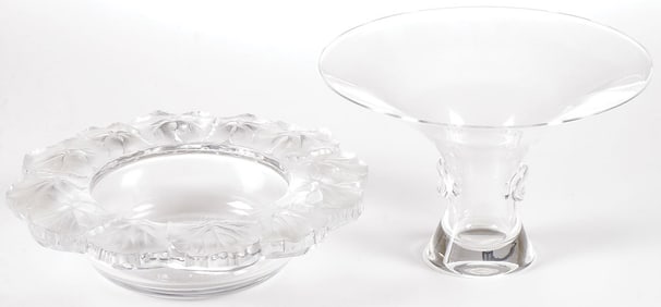 A STEUBEN VASE AND LALIQUE BOWL