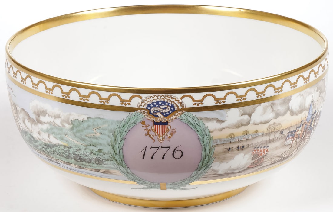 ROYAL COPENHAGEN PORCELAIN BICENTENNIAL BOWL: ROYAL COPENHAGEN PORCELAIN BICENTENNIAL BOWL. The large Royal Copenhagen bowl commemorating The American Revolution 1776-1976. Made in Denmark, 20th century, decorated with a band of battle scenes cen
