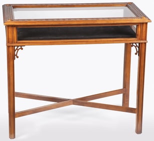 A CHIPPENDALE STYLE BIJOUTERIE TABLE